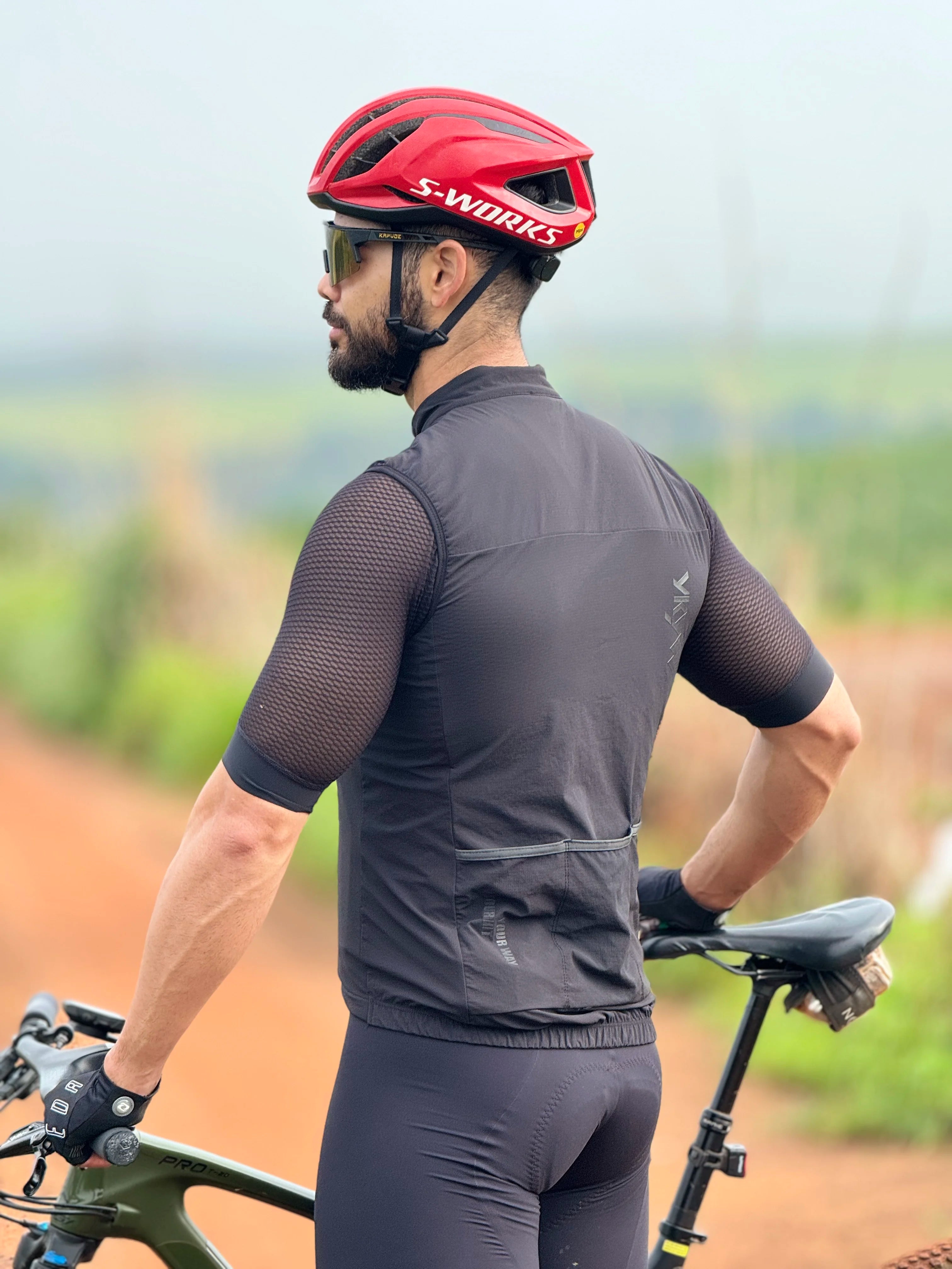 YKYW Cycling Vest Winter Waterproof Fleece Liner Rear Anti-slip Gripper Thermal Windproof Moisture Wicking 4 Pockets 7 color